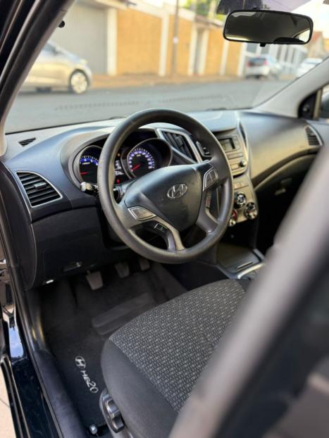 HYUNDAI HB 20 Hatch 1.0 12V 4P FLEX UNIQUE, Foto 4