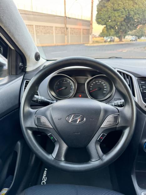 HYUNDAI HB 20 Hatch 1.6 16V 4P FLEX COMFORT PLUS, Foto 11