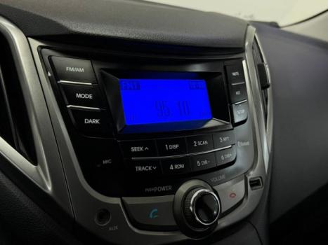 HYUNDAI HB 20 Hatch 1.6 16V 4P FLEX COMFORT PLUS AUTOM�TICO, Foto 12
