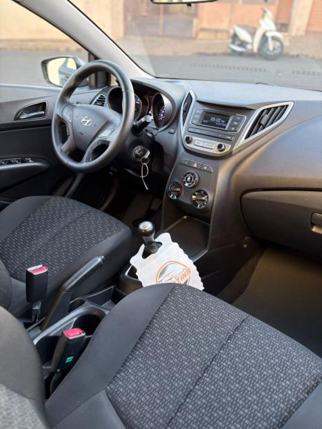 HYUNDAI HB 20 Hatch 1.0 12V 4P FLEX COMFORT, Foto 4