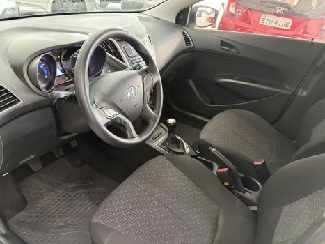 HYUNDAI HB 20 Hatch 1.0 12V 4P FLEX UNIQUE, Foto 2