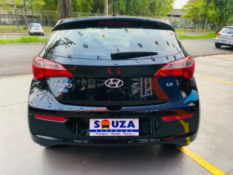 HYUNDAI HB 20 Hatch 1.6 16V 4P FLEX COMFORT PLUS, Foto 9