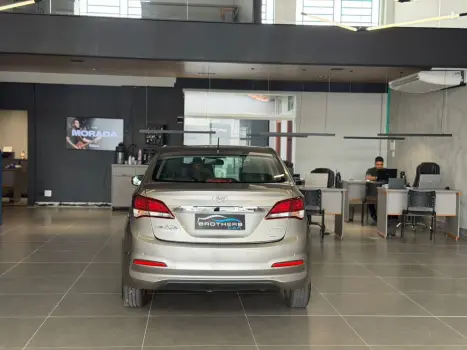 HYUNDAI HB 20 Sedan 1.6 16V 4P FLEX PREMIUM AUTOM�TICO, Foto 6