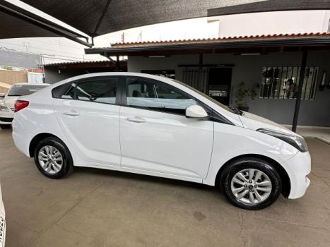 HYUNDAI HB 20 Sedan 1.0 12V 4P FLEX COMFORT PLUS, Foto 2