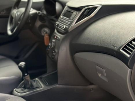 HYUNDAI HB 20 Sedan 1.0 12V 4P FLEX COMFORT PLUS, Foto 9