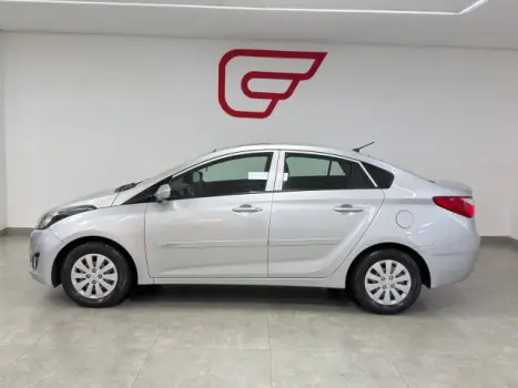 HYUNDAI HB 20 Sedan 1.0 12V 4P FLEX COMFORT PLUS, Foto 4
