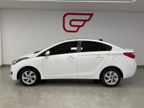HYUNDAI HB 20 Sedan 1.6 16V 4P FLEX COMFORT PLUS, Foto 4