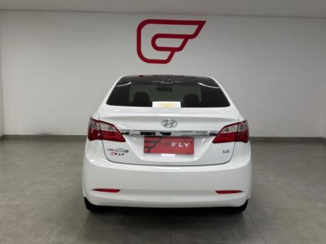 HYUNDAI HB 20 Sedan 1.6 16V 4P FLEX COMFORT PLUS, Foto 14