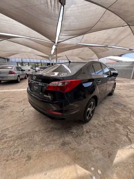 HYUNDAI HB 20 Sedan 1.6 16V 4P FLEX COMFORT PLUS, Foto 5