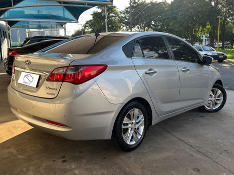 HYUNDAI HB 20 Sedan 1.6 16V 4P FLEX PREMIUM AUTOM�TICO, Foto 4