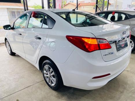 HYUNDAI HB 20 Sedan 1.0 12V 4P FLEX UNIQUE, Foto 6