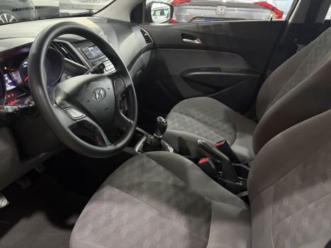 HYUNDAI HB 20 Sedan 1.6 16V 4P FLEX COMFORT STYLE, Foto 2