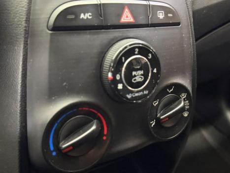 HYUNDAI HB 20 Sedan 1.6 16V 4P FLEX PREMIUM AUTOM�TICO, Foto 12