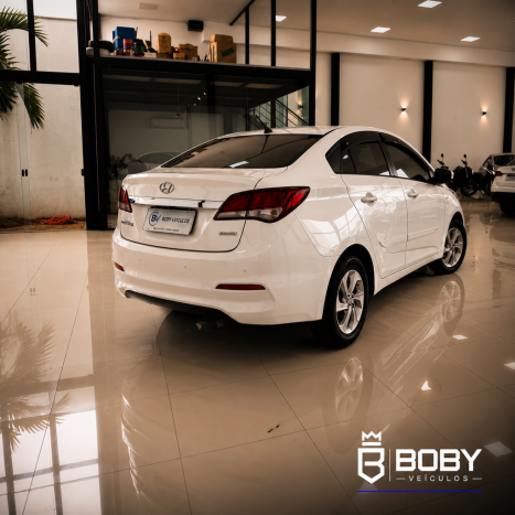 HYUNDAI HB 20 Sedan 1.6 16V 4P FLEX COMFORT PLUS AUTOM�TICO, Foto 4