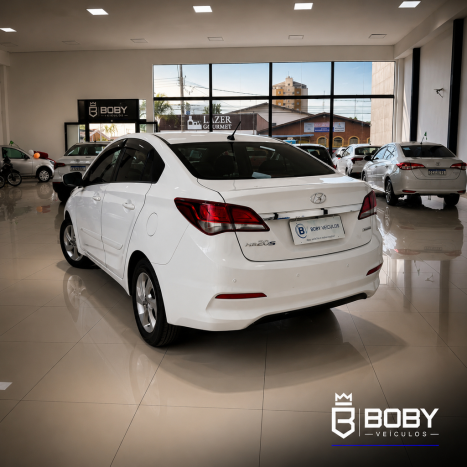 HYUNDAI HB 20 Sedan 1.6 16V 4P FLEX COMFORT PLUS AUTOM�TICO, Foto 7