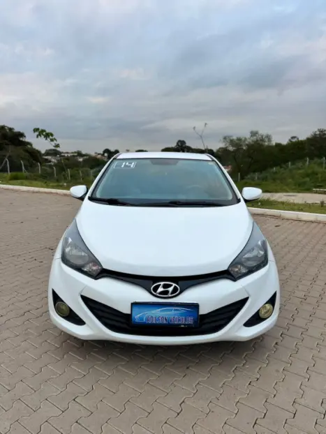 HYUNDAI HB 20 Sedan 1.0 12V 4P FLEX COMFORT PLUS, Foto 2