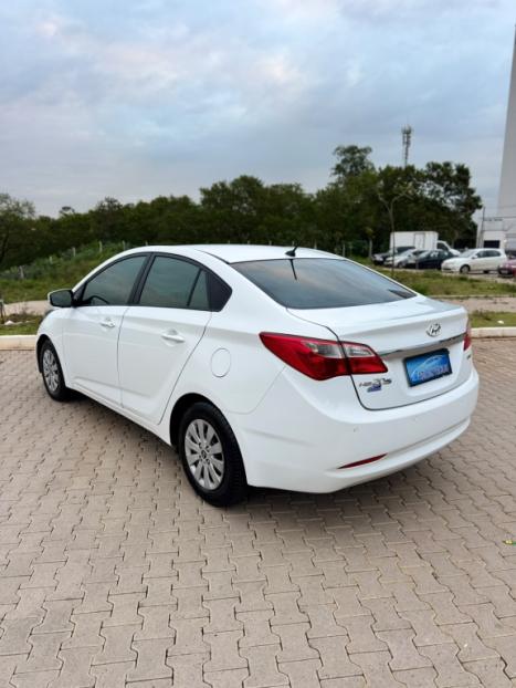HYUNDAI HB 20 Sedan 1.0 12V 4P FLEX COMFORT PLUS, Foto 4