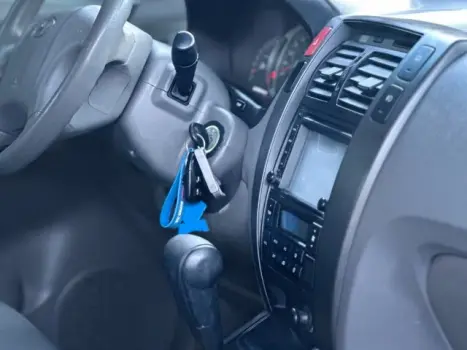 HYUNDAI Tucson 2.0 16V 4P GLS AUTOMÁTICO, Foto 10 HYUNDAI Tucson 2.0 16V 4P GLS AUTOMÁTICO, Foto 10