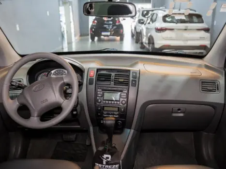 HYUNDAI Tucson 2.0 16V 4P GLS FLEX AUTOMÁTICO, Foto 3 HYUNDAI Tucson 2.0 16V 4P GLS FLEX AUTOMÁTICO, Foto 3