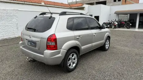 HYUNDAI Tucson 2.0 16V 4P GLS AUTOMÁTICO, Foto 4 HYUNDAI Tucson 2.0 16V 4P GLS AUTOMÁTICO, Foto 4