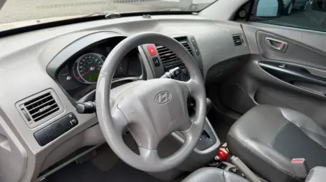 HYUNDAI Tucson 2.0 16V 4P GLS AUTOMÁTICO, Foto 11 HYUNDAI Tucson 2.0 16V 4P GLS AUTOMÁTICO, Foto 11