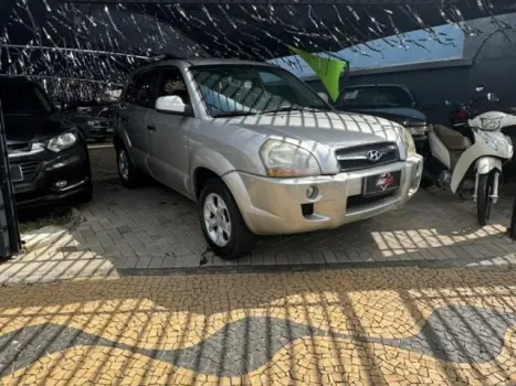 HYUNDAI Tucson 2.0 16V 4P GL, Foto 3