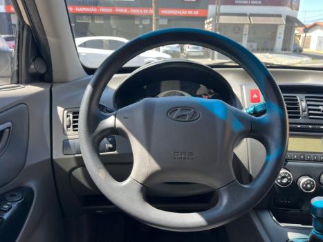 HYUNDAI Tucson 2.0 16V 4P GL, Foto 9