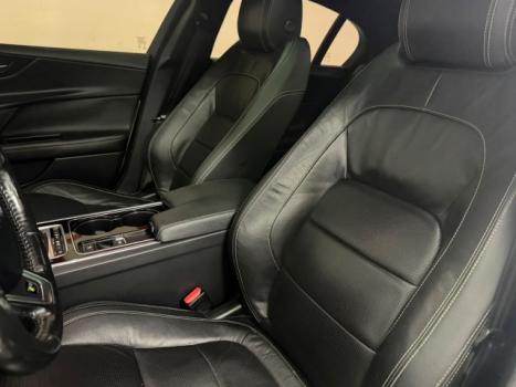 JAGUAR XE 2.0 16V 4P R-SPORT 250 TURBO AUTOM�TICO, Foto 6