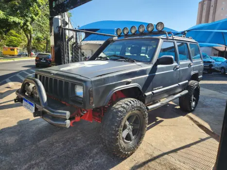 JEEP Cherokee 2.5 4P 4X4 SPORT TURBO DIESEL INTERCOOLER, Foto 2