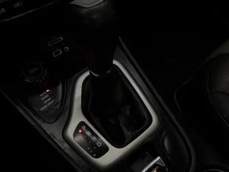 JEEP Cherokee 3.2 4P V6 24V 4X4 LIMITED AUTOMTICO, Foto 15