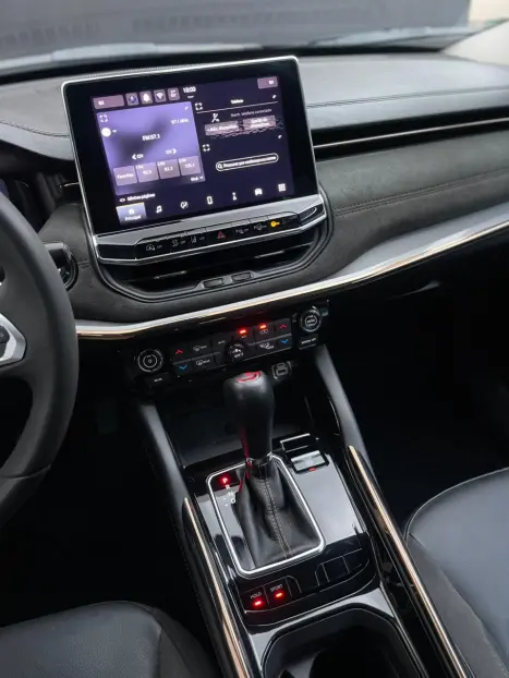 JEEP Commander 1.3 16V 4P FLEX T270 LIMITED TURBO AUTOM�TICO, Foto 24