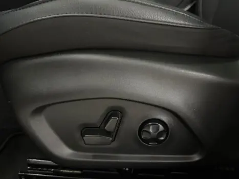 JEEP Compass 1.3 16V 4P FLEX S T270 TURBO AUTOM�TICO, Foto 4