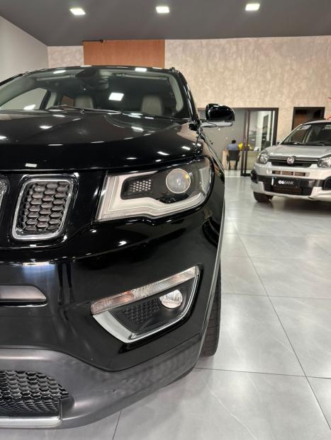 JEEP Compass 2.0 16V 4P LIMITED FLEX AUTOMÁTICO, Foto 4 JEEP Compass 2.0 16V 4P LIMITED FLEX AUTOMÁTICO, Foto 4