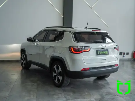 JEEP Compass 2.0 16V 4P LONGITUDE FLEX AUTOMÁTICO, Foto 4 JEEP Compass 2.0 16V 4P LONGITUDE FLEX AUTOMÁTICO, Foto 4