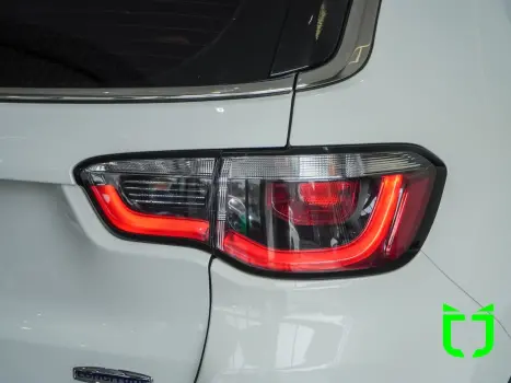 JEEP Compass 2.0 16V 4P LONGITUDE FLEX AUTOMÁTICO, Foto 9 JEEP Compass 2.0 16V 4P LONGITUDE FLEX AUTOMÁTICO, Foto 9