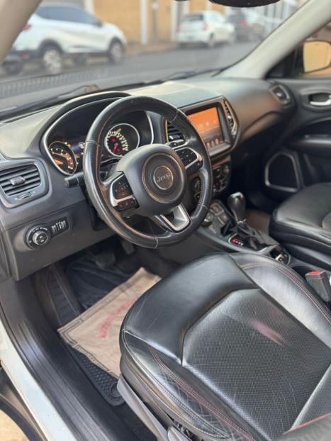 JEEP Compass 2.0 16V 4P TRAILHAWK TURBO DIESEL 4X4 AUTOMÁTICO, Foto 6 JEEP Compass 2.0 16V 4P TRAILHAWK TURBO DIESEL 4X4 AUTOMÁTICO, Foto 6