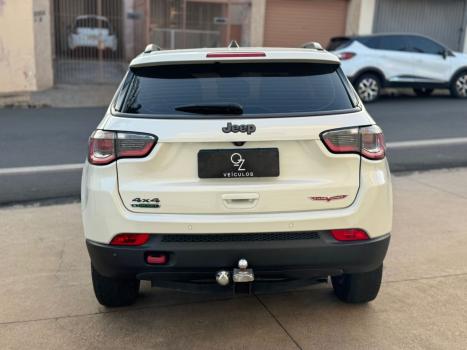 JEEP Compass 2.0 16V 4P TRAILHAWK TURBO DIESEL 4X4 AUTOMÁTICO, Foto 7 JEEP Compass 2.0 16V 4P TRAILHAWK TURBO DIESEL 4X4 AUTOMÁTICO, Foto 7