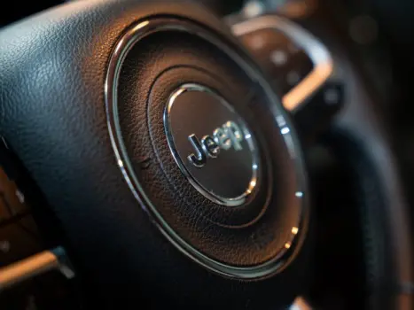 JEEP Compass 2.0 16V 4P 350 LONGITUDE 4X4 TURBO DIESEL AUTOM�TICO, Foto 8