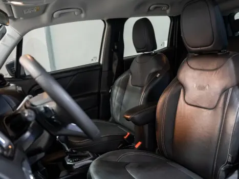 JEEP Renegade 1.3 16V 4P FLEX T270 LONGITUDE TURBO AUTOMÁTICO, Foto 7 JEEP Renegade 1.3 16V 4P FLEX T270 LONGITUDE TURBO AUTOMÁTICO, Foto 7