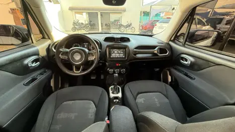 JEEP Renegade 1.8 16V 4P FLEX AUTOMÁTICO, Foto 7 JEEP Renegade 1.8 16V 4P FLEX AUTOMÁTICO, Foto 7