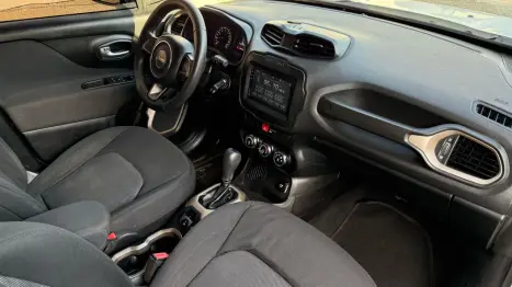 JEEP Renegade 1.8 16V 4P FLEX AUTOMÁTICO, Foto 12 JEEP Renegade 1.8 16V 4P FLEX AUTOMÁTICO, Foto 12