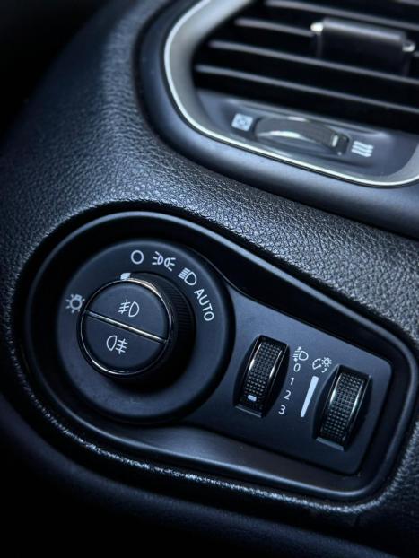 JEEP Renegade 1.8 16V 4P FLEX AUTOM�TICO, Foto 13