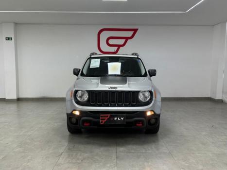 JEEP Renegade 2.0 16V 4P TURBO DIESEL TRAILHAWK 4X4 AUTOMÁTICO, Foto 3 JEEP Renegade 2.0 16V 4P TURBO DIESEL TRAILHAWK 4X4 AUTOMÁTICO, Foto 3