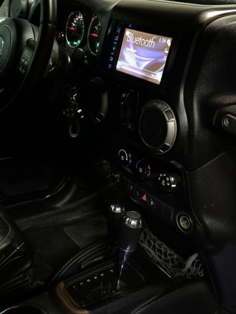 JEEP Wrangler 3.6 V6 4P UNLIMITED SPORT 4X4 AUTOM�TICO, Foto 2