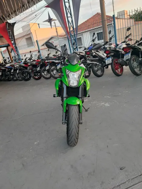 KAWASAKI ER-6N 650 , Foto 4
