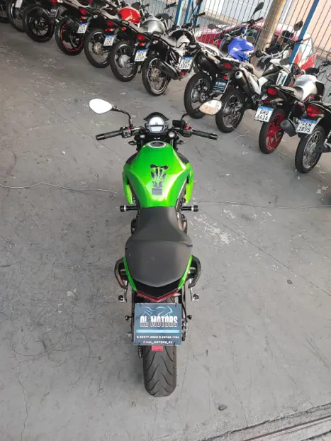 KAWASAKI ER-6N 650 , Foto 8