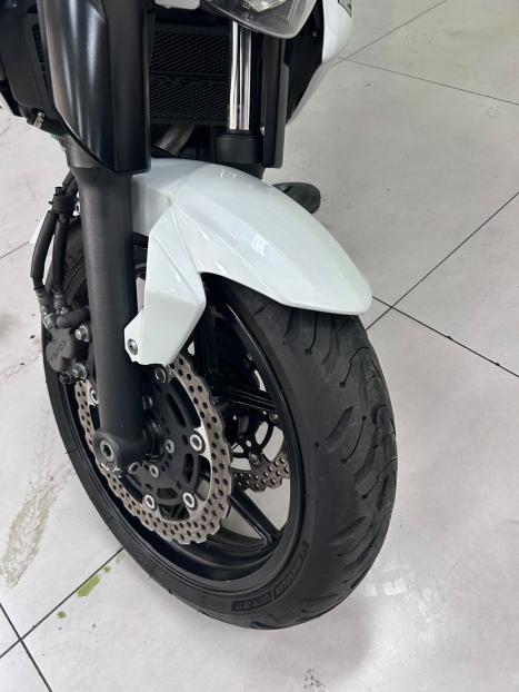 KAWASAKI ER-6N 650 , Foto 9
