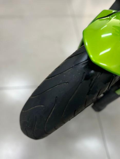 KAWASAKI ER-6N 650 ABS, Foto 2