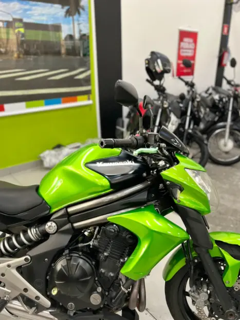 KAWASAKI ER-6N 650 ABS, Foto 13