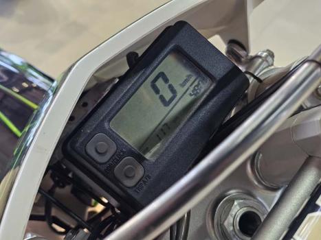 KAWASAKI KLX 450 , Foto 7